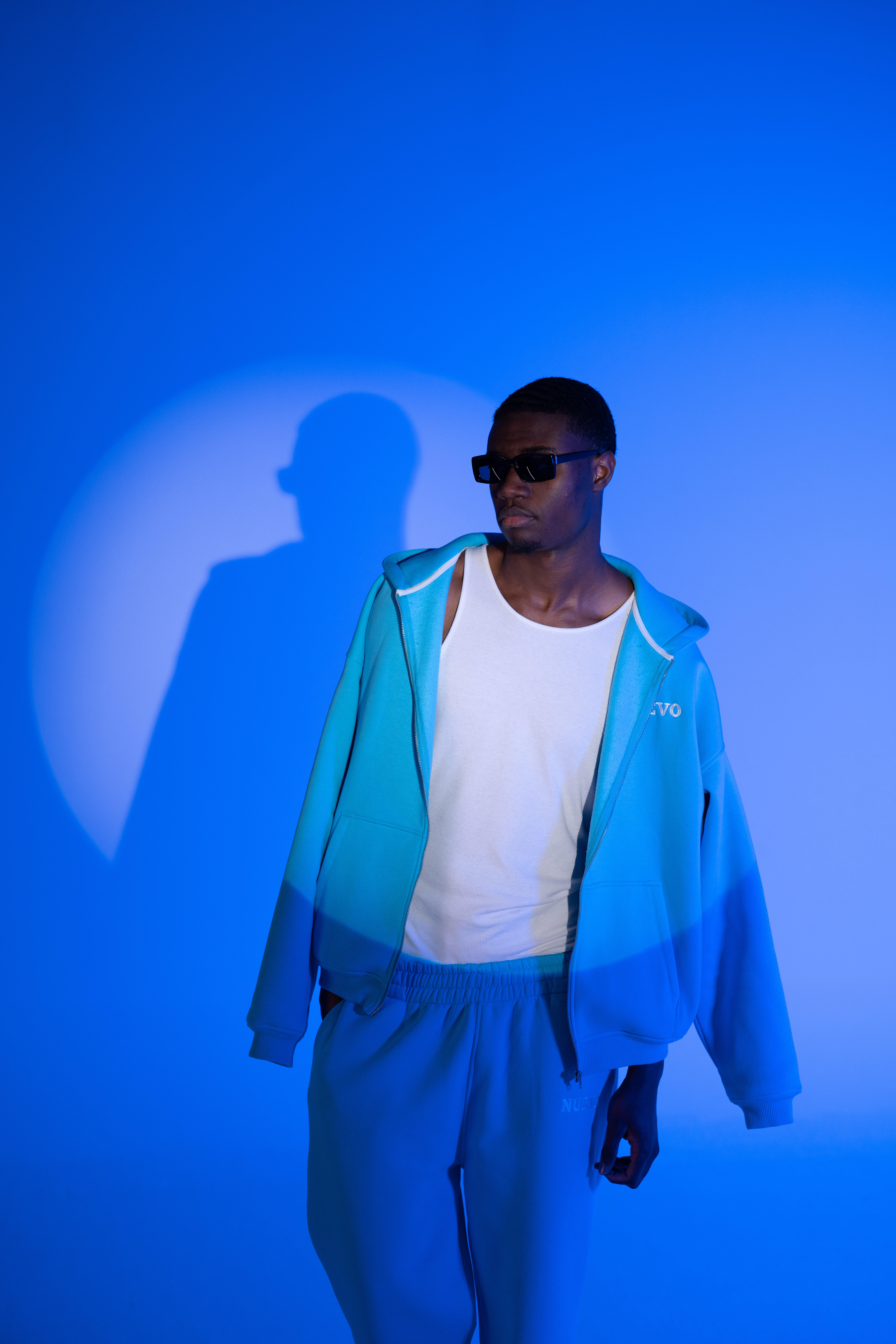 Nuevo Campaign Shot 2